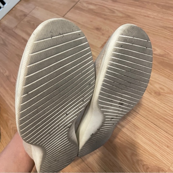 Allbirds Women's‎ Wool Runners Cream/Tan Size 8 - Picture 5 of 7